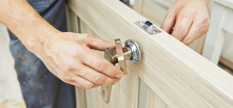 interior door repair North Lauderdale